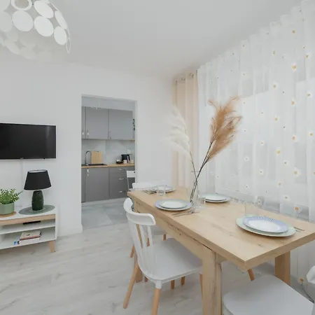 Smocza Bright & Cozy By Solarento